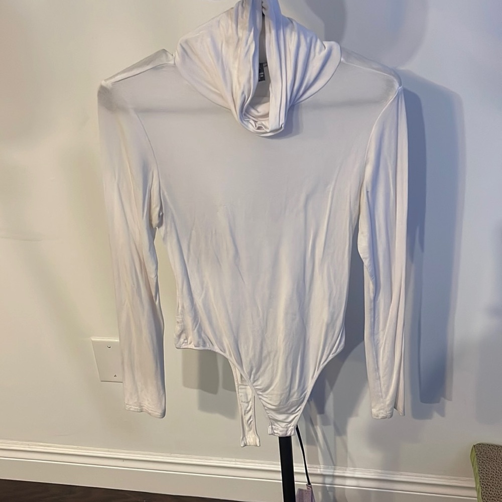 White turtle neck body suit